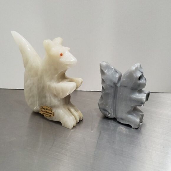 2 Onyx Stone Hand Carved Squirrels Made in Mexico - Picture 1 of 8